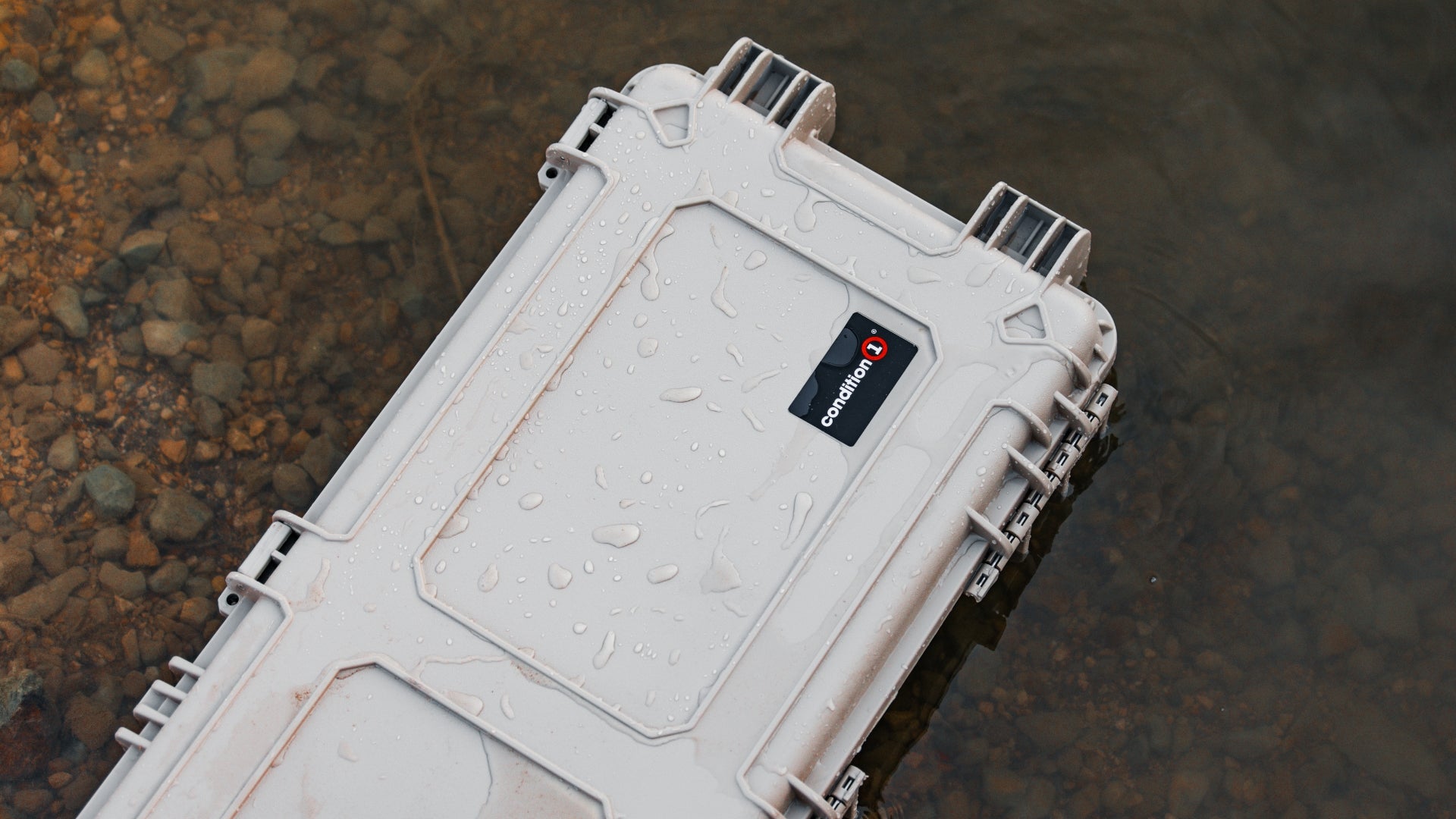 Guide to Choosing Your Ideal Waterproof Hard Case