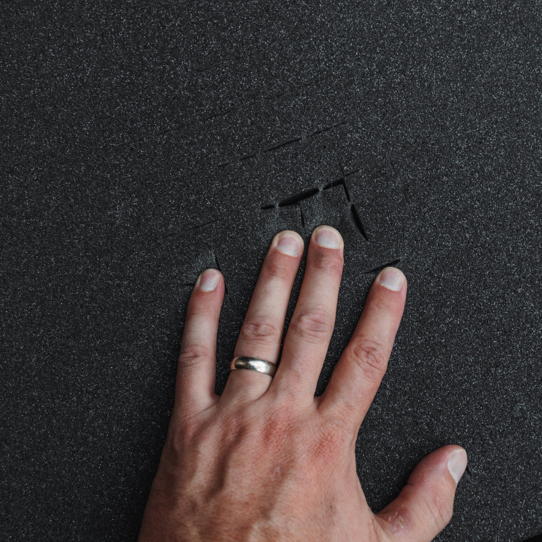 Thick pluckable cubed foam